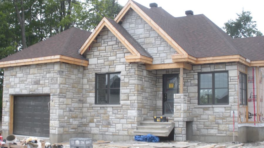 Welcome to RenovationBriand.ca a general contractor who is working hard to produce quality projects that meet your demands and they'll take to heart.
